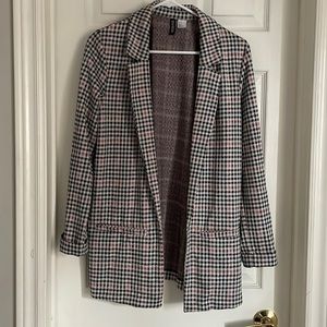H&M houndstooth blazer/jacket size small, lightly worn!
